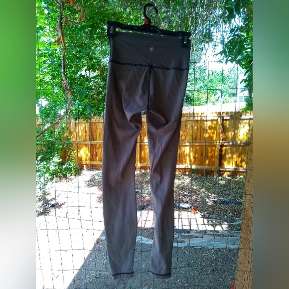 Lululemon leggings - Picture 2 of 4